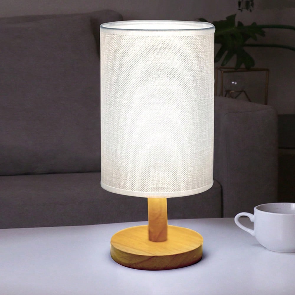 モダンな北欧風の木製と布製の装飾テーブルランプ。寝室のベッド - Led Lighting Decor のレビューと価格