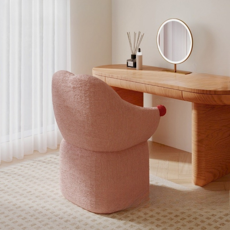 回転式ドレッサー、メイクアップスツール、軽やかな高級感とハイ - Furniture Lighting & Decor Magazine のレビューと価格
